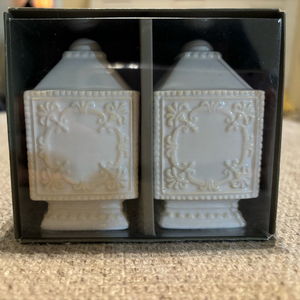 Seasons Salt and Pepper Shakers